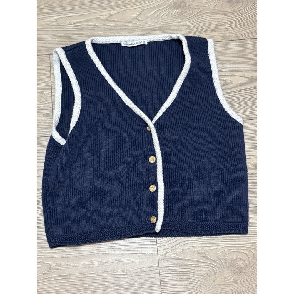 Abercrombie & Fitch Mara Button-up Sweater Vest Navy B /w White Trim Size Medium